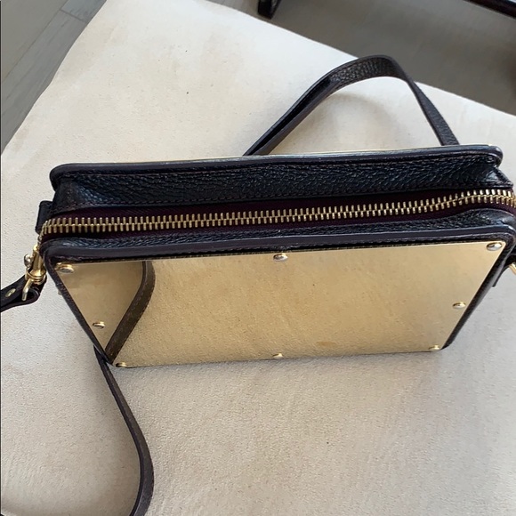 Handbag - Picture 2 of 3